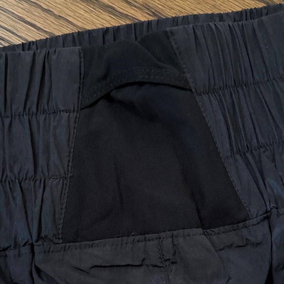 Free Movement Sleek Black Women's XL High Waist Athletic Shorts - Picture 5 of 5